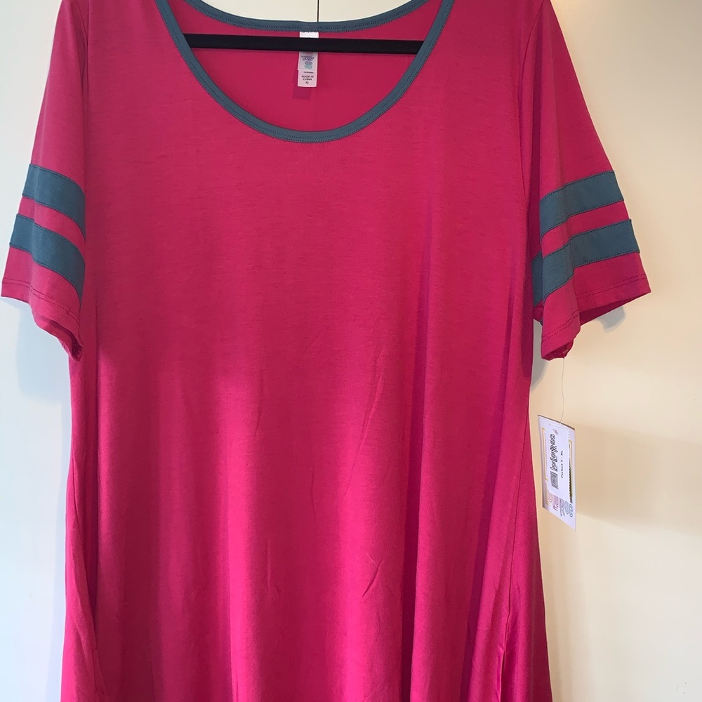 NWT LuLaRoe Perfect T